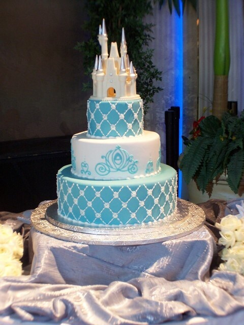 beautiful wedding cake